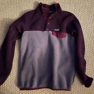Patagonia pullover size medium. In new condition